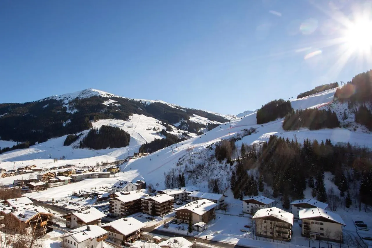 Appartementhaus Tannenberg Saalbach-Hinterglemm Austria